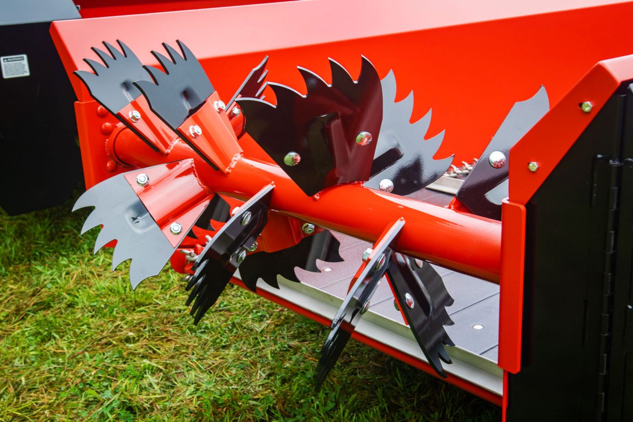 Large Farm Manure Spreader 